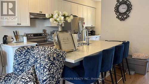 42 Lake Trail Way, Whitby, ON - Indoor