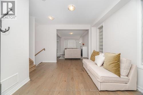 15 Weylie Street, Hamilton, ON - Indoor