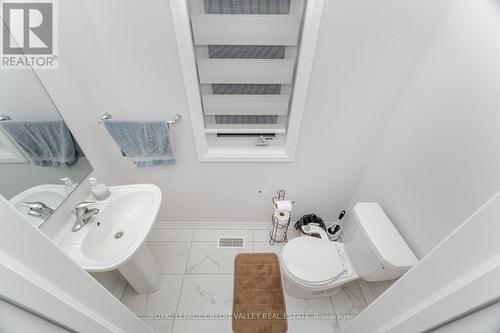 15 Weylie Street, Hamilton, ON - Indoor Photo Showing Bathroom