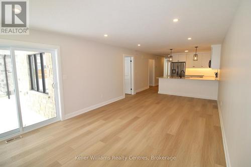 844 22Nd Avenue A, Hanover, ON - Indoor