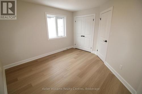 844 22Nd Avenue A, Hanover, ON - Indoor Photo Showing Other Room