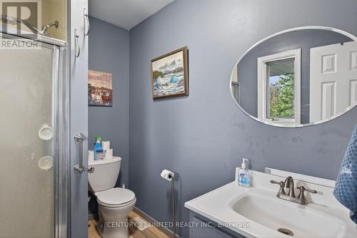 4322 Hwy 7, Kawartha Lakes (Emily), ON - Indoor Photo Showing Bathroom
