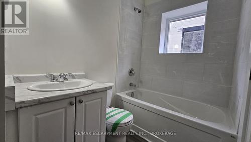 363 Front Street, Belleville (Belleville Ward), ON - Indoor Photo Showing Bathroom