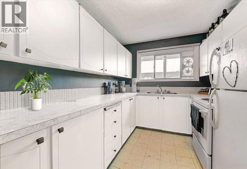 1291 Bernard Avenue Unit# 6  Kelowna, BC V1Y 8K5