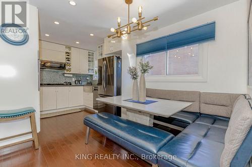 28 Ainslie Avenue, Hamilton, ON - Indoor Photo Showing Kitchen