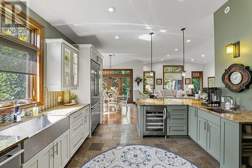 6 Birch Court, Brighton, ON - Indoor Photo Showing Kitchen With Upgraded Kitchen
