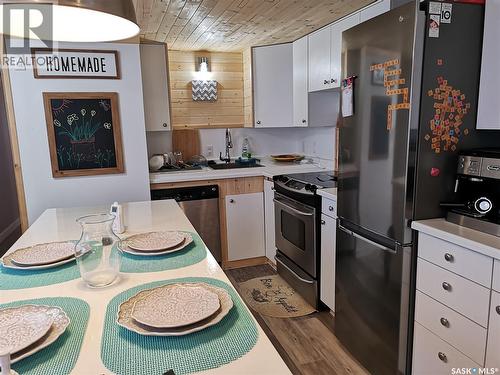 709 2Nd Avenue W, Kindersley, SK 