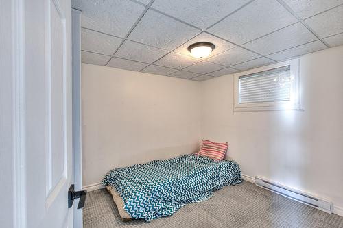 Chambre à coucher - 762 Rue Comber, Longueuil (Greenfield Park), QC - Indoor Photo Showing Bedroom