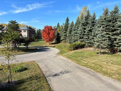 Exterior - 109 Crois. Mcbride, Baie-D'Urfé, QC 