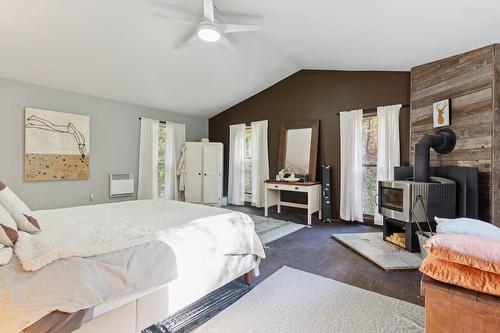 Chambre à coucher principale - 19 Ch. Mccarthy, Chelsea, QC - Indoor Photo Showing Bedroom
