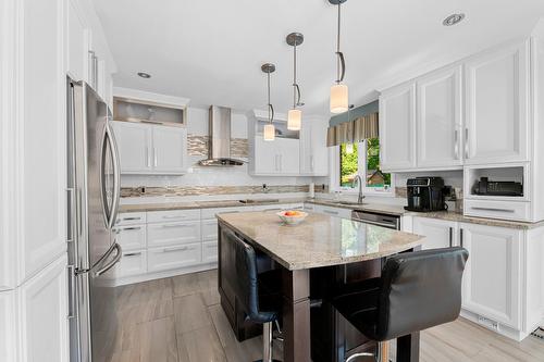 Cuisine - 415 Tsse Suzanne, Saint-Jérôme, QC - Indoor Photo Showing Kitchen With Upgraded Kitchen