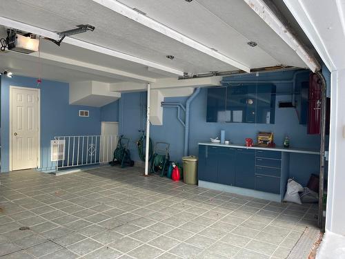 Garage - 415 Tsse Suzanne, Saint-Jérôme, QC - Indoor Photo Showing Other Room