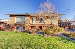 3925 Rue Duvernay  Longueuil (Saint-Hubert), QC J3Y 4H5