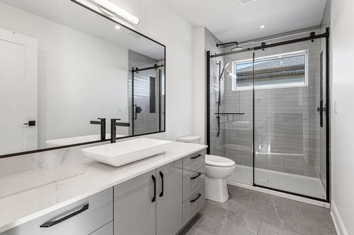 Bathroom - 769 Rue Louis-Quilico, Boucherville, QC - Indoor Photo Showing Bathroom