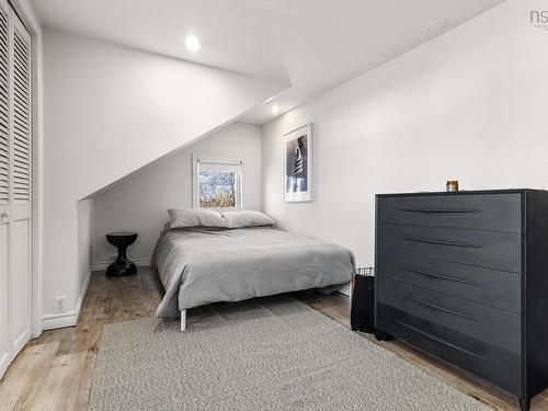 25 Joyce Avenue, Halifax, NS 