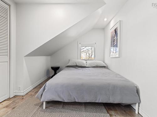 25 Joyce Avenue, Halifax, NS 