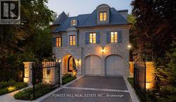 221 FOREST HILL ROAD  Toronto, ON M5P 2N3