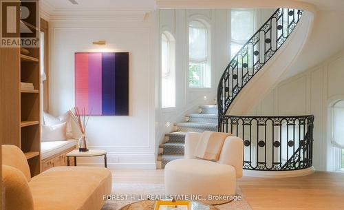 221 Forest Hill Road, Toronto, ON - Indoor