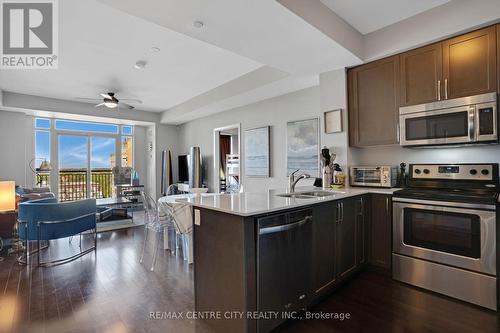 1009 - 144 Park Street, Waterloo, ON - Indoor Photo Showing Kitchen With Double Sink