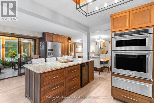 193455 30Th Sideroad Ndr, West Grey, ON - Indoor Photo Showing Kitchen