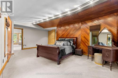 193455 30Th Sideroad Ndr, West Grey, ON - Indoor