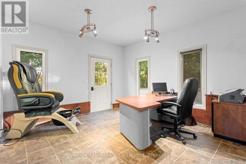 193455 30Th Sideroad Ndr, West Grey, ON - Indoor Photo Showing Office