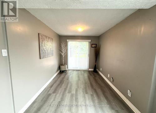 115 Beach Boulevard, Hamilton, ON - Indoor Photo Showing Other Room