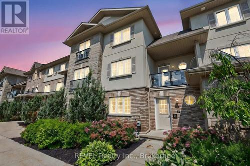 11 - 53 FERNDALE DRIVE S  Barrie (Ardagh), ON L4N 5W9