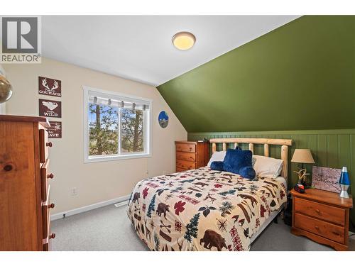 1548 Assiniboine Road, Kamloops, BC - Indoor Photo Showing Bedroom