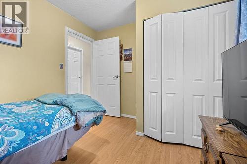 2429 Salmon River Road, Salmon Arm, BC - Indoor Photo Showing Bedroom