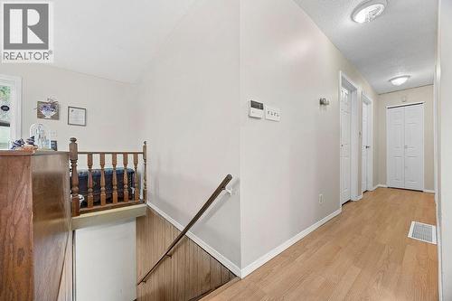 2429 Salmon River Road, Salmon Arm, BC - Indoor Photo Showing Other Room