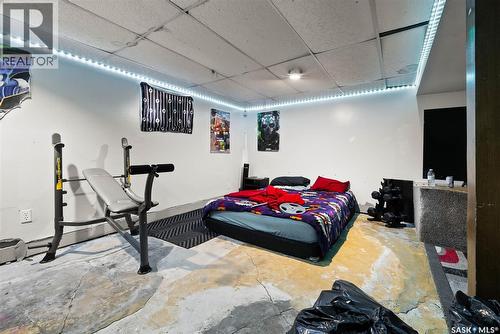 1400 Queen Street, Regina, SK - Indoor