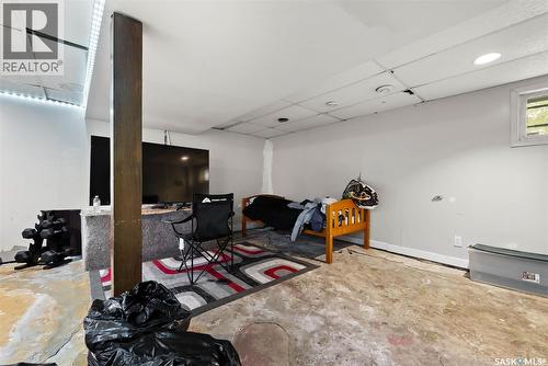 1400 Queen Street, Regina, SK - Indoor