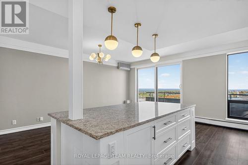 2509/2510 - 515 St Laurent Boulevard, Ottawa, ON - Indoor Photo Showing Kitchen