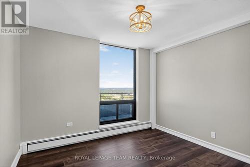 3rd bedroom / Office - 2509/2510 - 515 St Laurent Boulevard, Ottawa, ON - Indoor Photo Showing Other Room