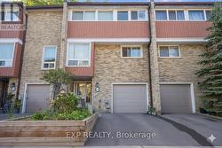 UNIT 42 - 915 INVERHOUSE DRIVE  Mississauga, ON L5J 4B2
