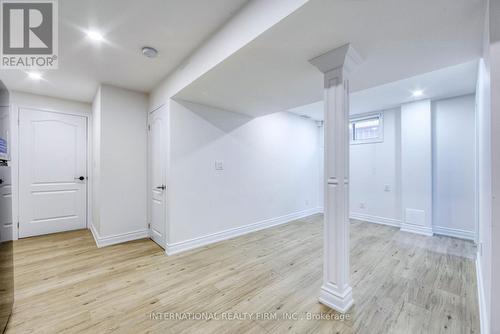 1051 Caven Street, Mississauga, ON - Indoor