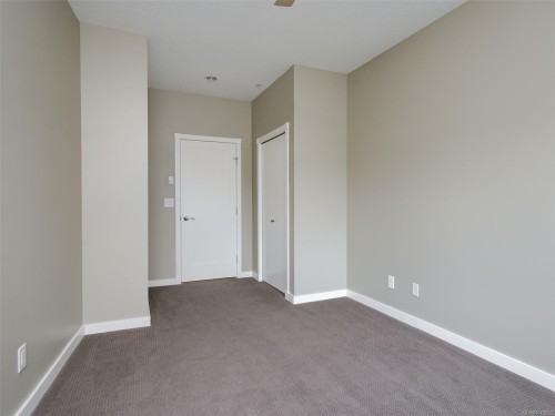 307-611 Brookside Rd, Colwood, BC - Indoor Photo Showing Other Room
