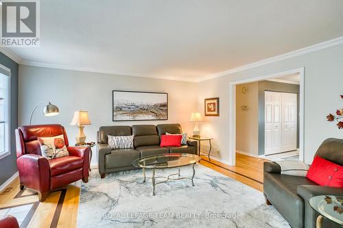 16 Tatra Street, Mississippi Mills, ON - Indoor Photo Showing Living Room