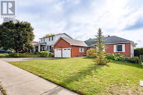 16 Tatra Street, Mississippi Mills, ON - Outdoor