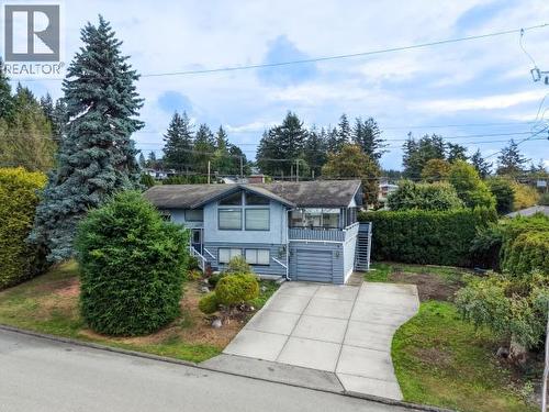 3298 Vananda Ave, Powell River, BC - Outdoor