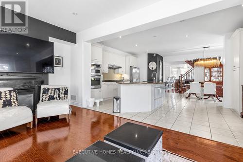 4131 Shipp Drive, Mississauga, ON - Indoor