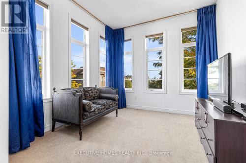 4131 Shipp Drive, Mississauga, ON - Indoor