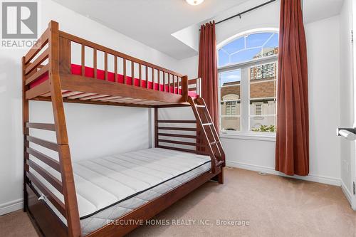 4131 Shipp Drive, Mississauga, ON - Indoor Photo Showing Bedroom