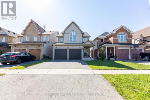 735 BRASSWINDS TRAIL  Oshawa, ON L1K 2Z1