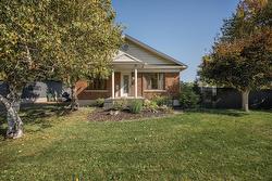 414 Boul. d'Iberville  Saint-Jean-Sur-Richelieu, QC J2X 3Y5