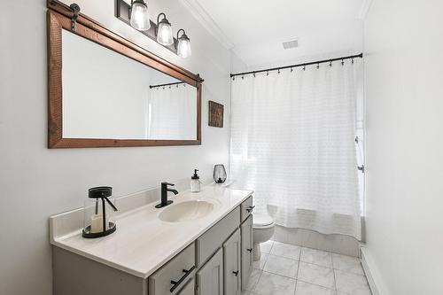 Bathroom - 414 Boul. D'Iberville, Saint-Jean-Sur-Richelieu, QC - Indoor Photo Showing Bathroom