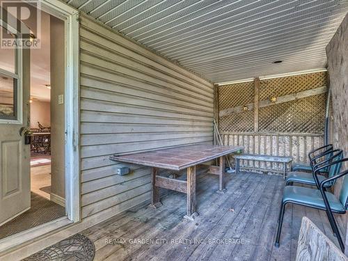 3814 Eleventh Street, Lincoln (Lincoln-Jordan/Vineland), ON - Outdoor With Deck Patio Veranda With Exterior