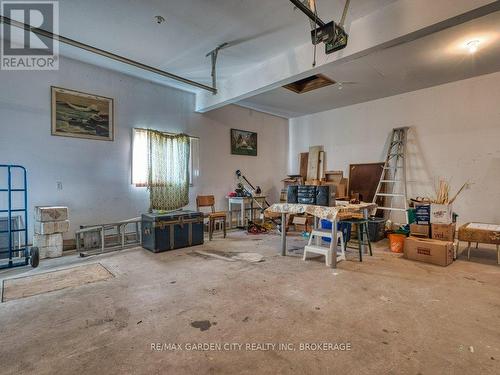 3814 Eleventh Street, Lincoln (Lincoln-Jordan/Vineland), ON - Indoor Photo Showing Other Room