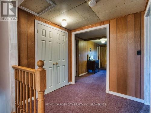 3814 Eleventh Street, Lincoln (Lincoln-Jordan/Vineland), ON - Indoor Photo Showing Other Room